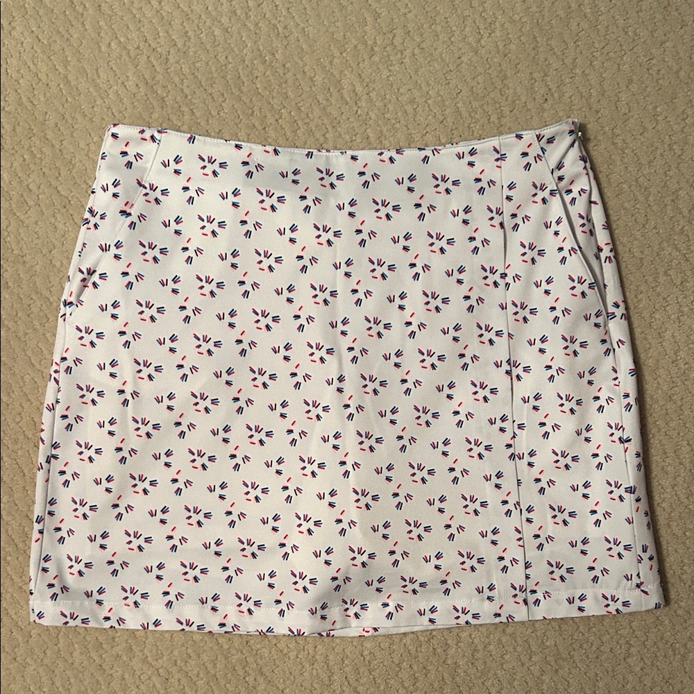 Lady Hagen White Printed Floral Skort